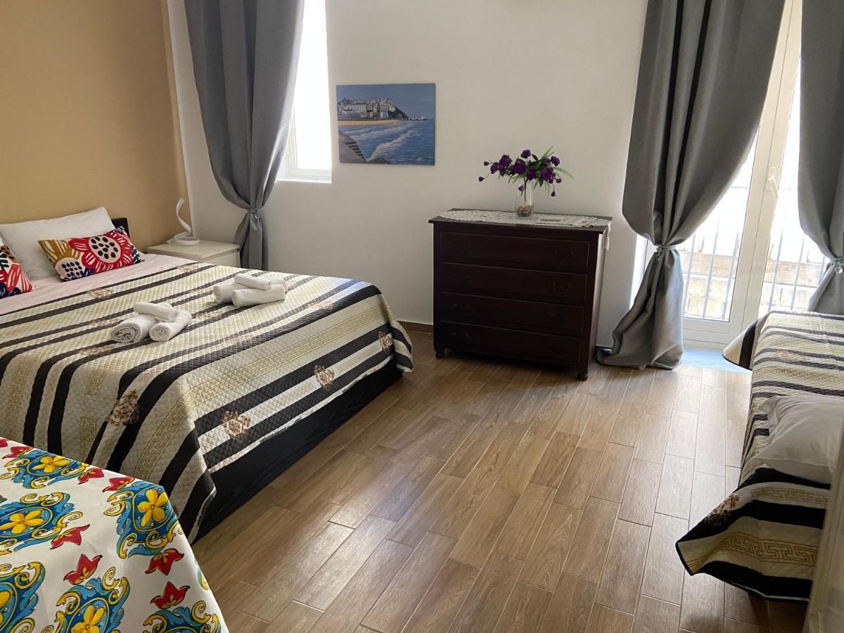 Rent House A Casa Mia Hotel Palermo Buitenkant foto